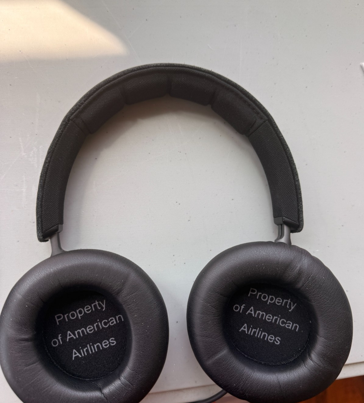 Bang & Olufsen American Airlines Noise Cancelling Headphones 1/4” w/ Case