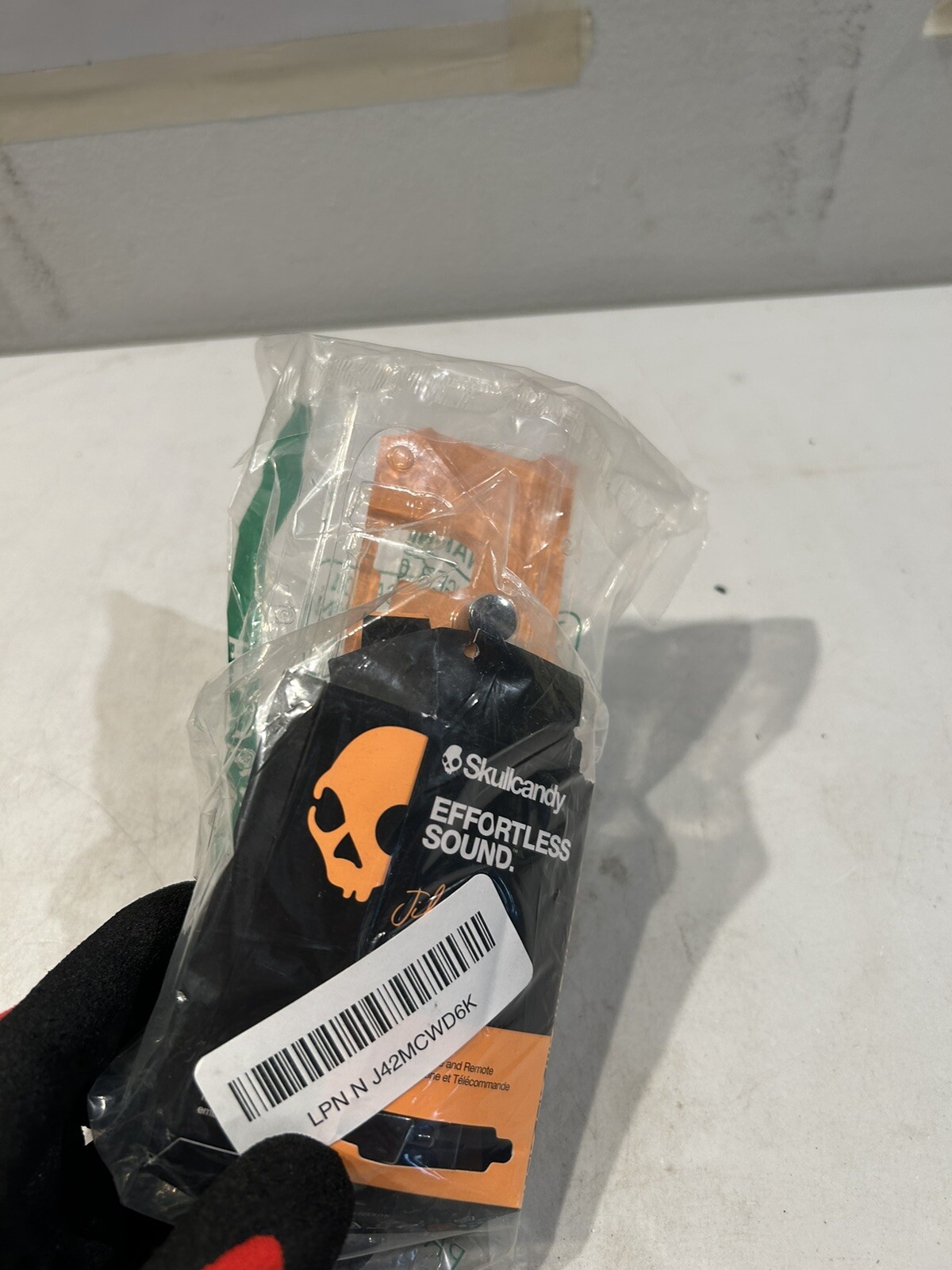 Skullcandy Jib In-Ear Earbuds with Microphone – Black S2DUYK-343