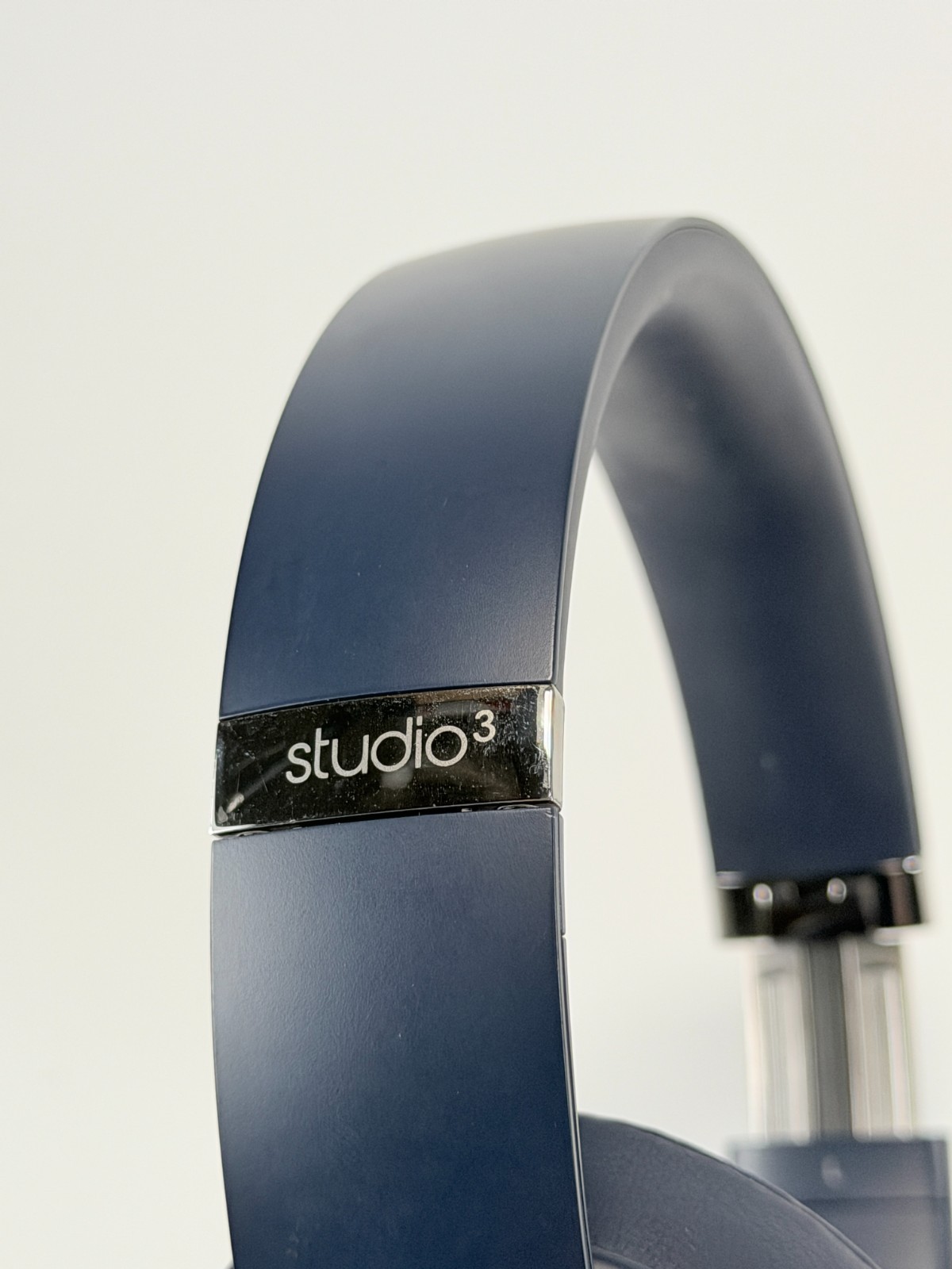 Beats by Dr. Dre Studio3 Bluetooth Over-Ear Headband Headphones Navy Blue