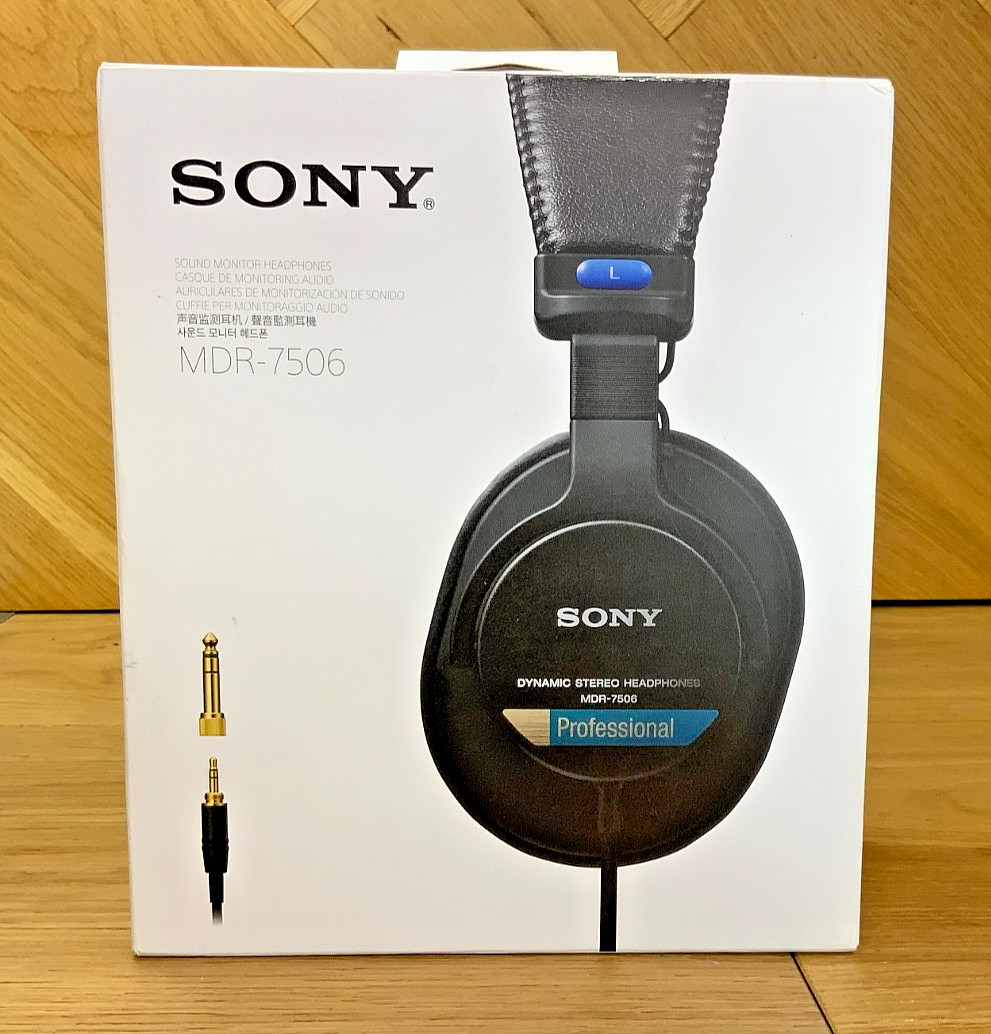 Sony MDR-7506 Professional Monitor Headphones Closed Back Wired 40mm Driver NIB