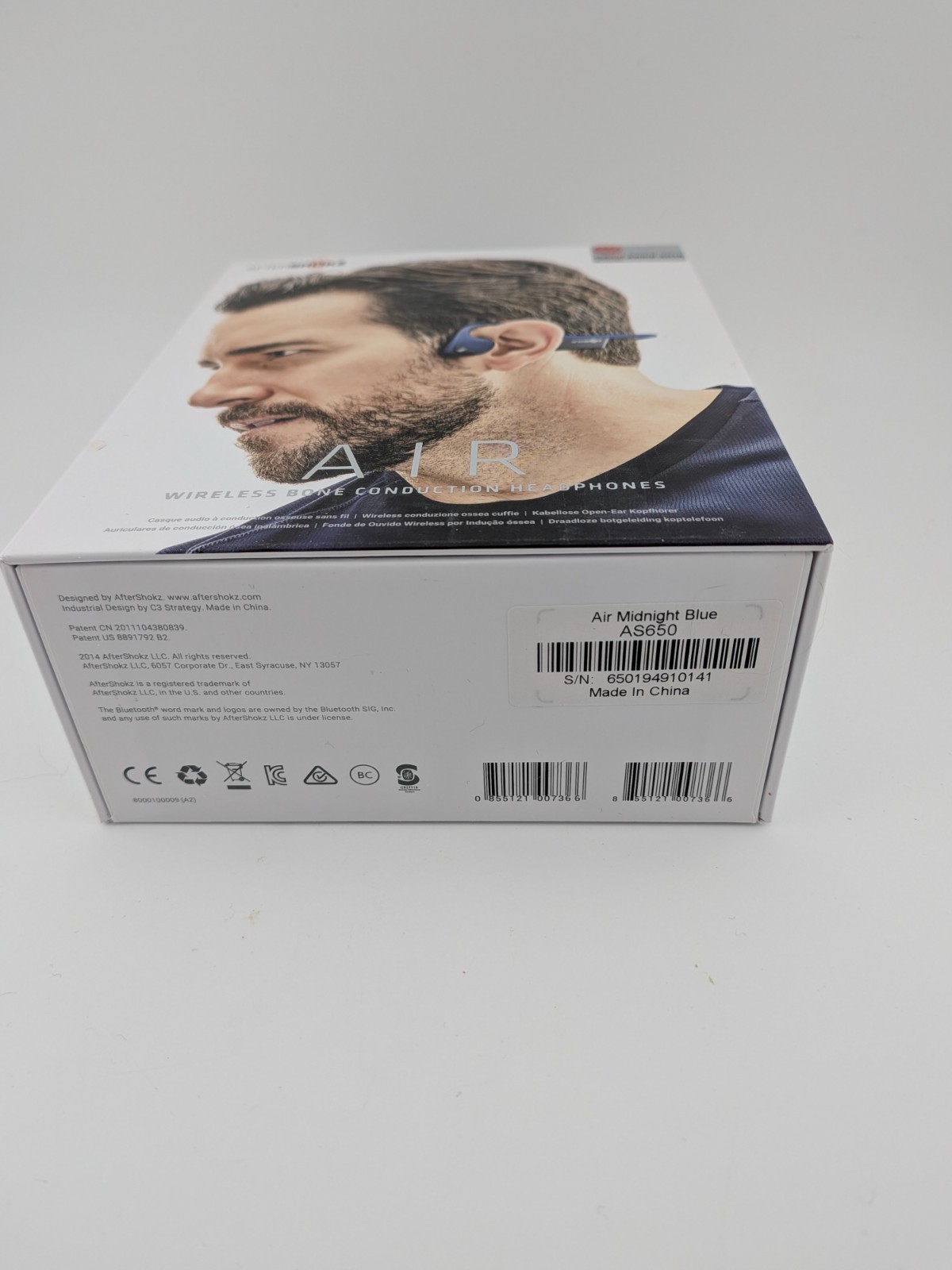 SHOKZ AfterShokz Bone Conduction Open-Ear Headphones Midnight Blue -working