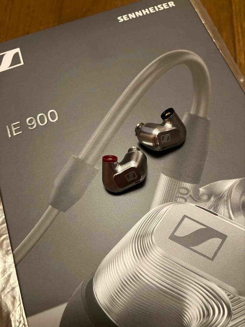 Sennheiser IE900 Earphones, In-Ear, Black, Excellent Condition