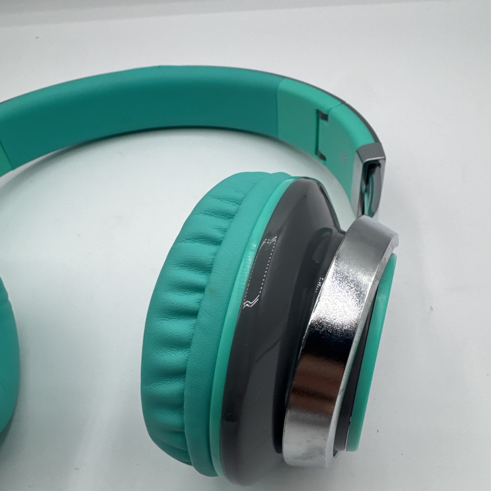 ARTIX CL750 Wired Headphones with Mic & Volume Control Turquoise