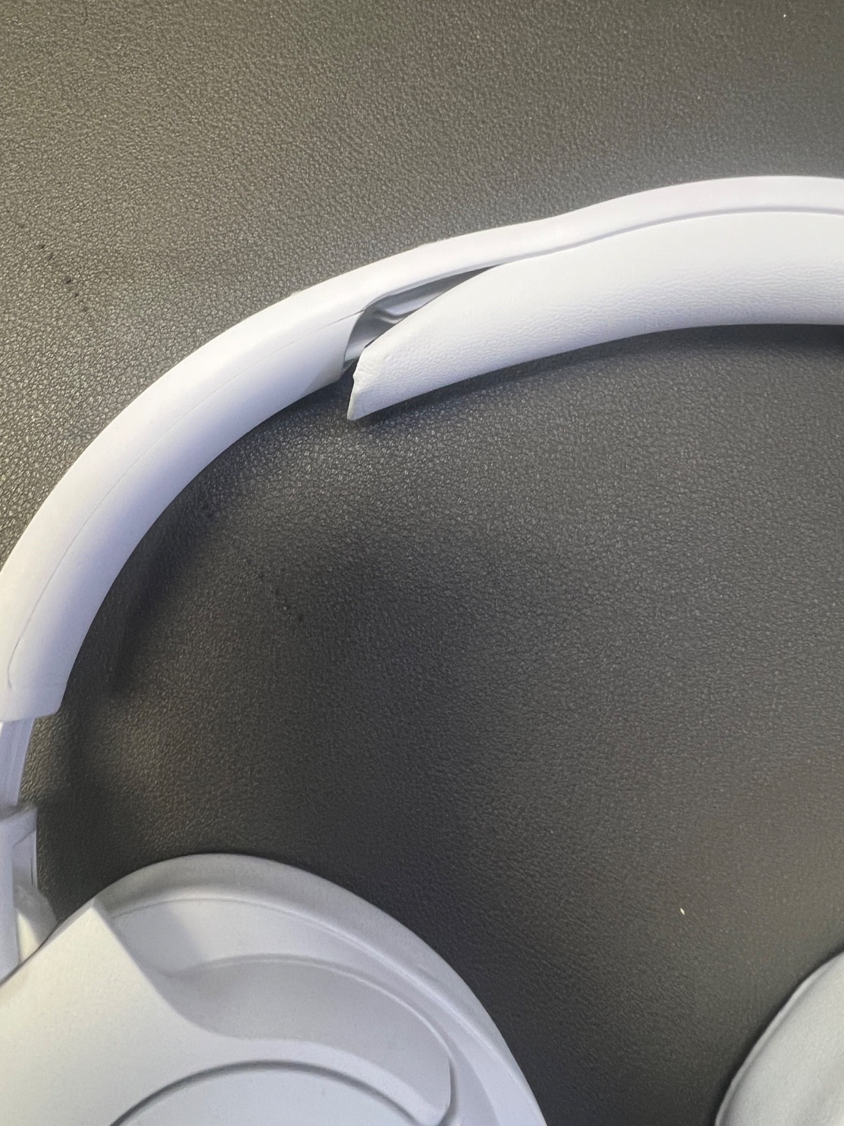 JBL Tune760NC LOT OF 2 – Active NC Bluetooth Headphones-BENT BUT WORKS!-2