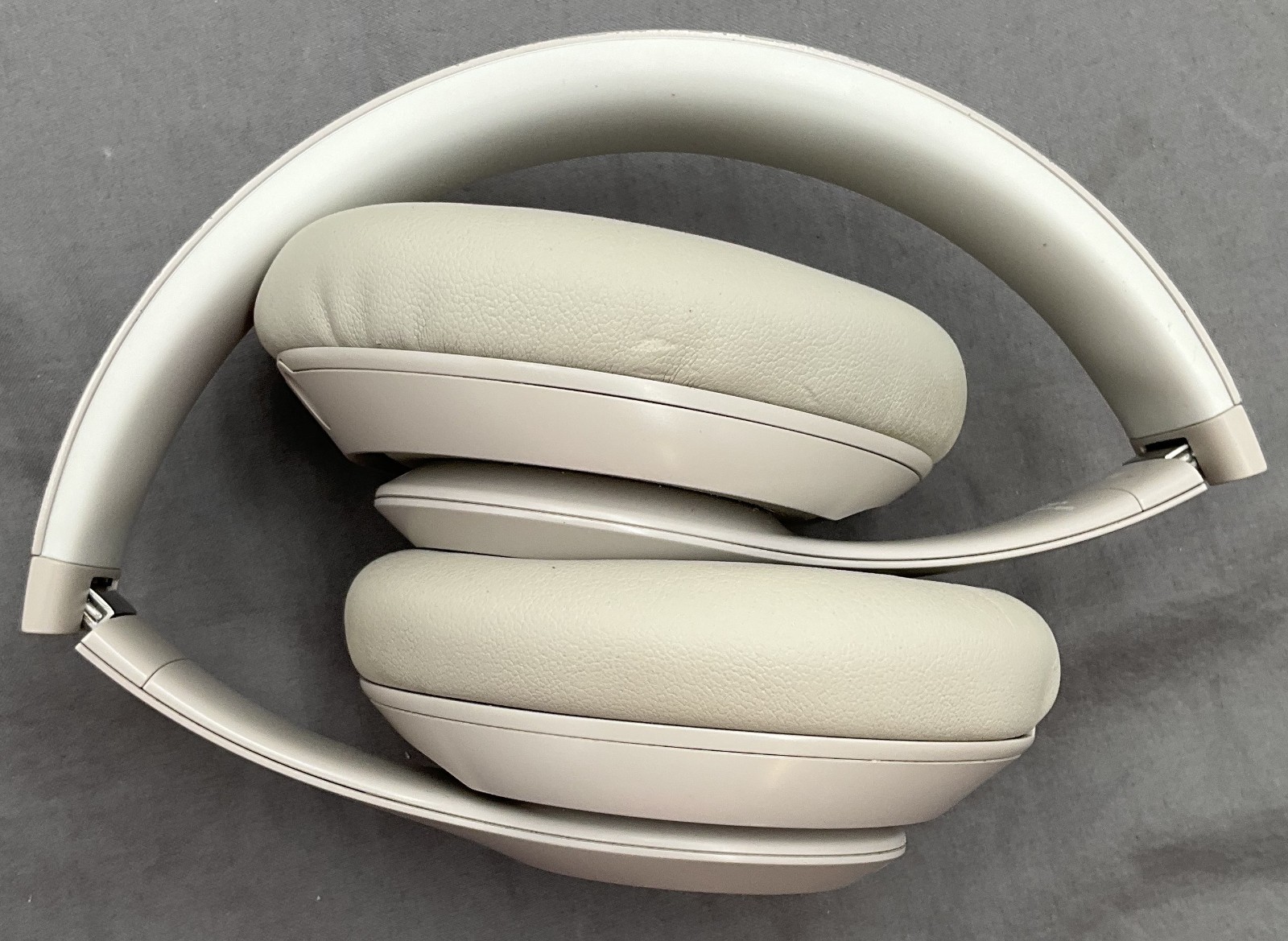 Beats Studio Pro Wireless Noise Cancelling Over Ear Headphones A292A Works EX
