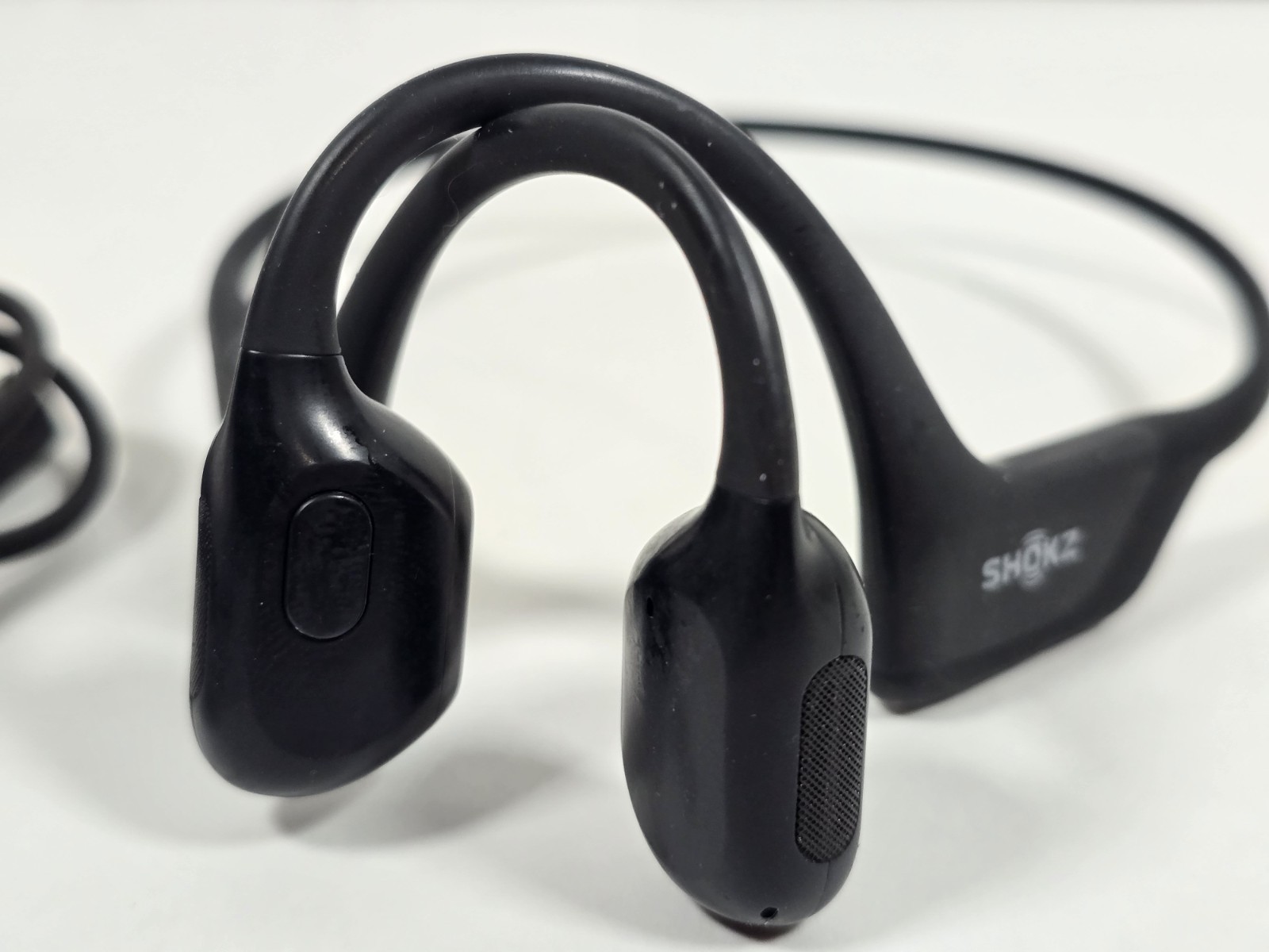 SHOKZ OpenRun Pro Bone Conduction Wireless Headphones S810 Black