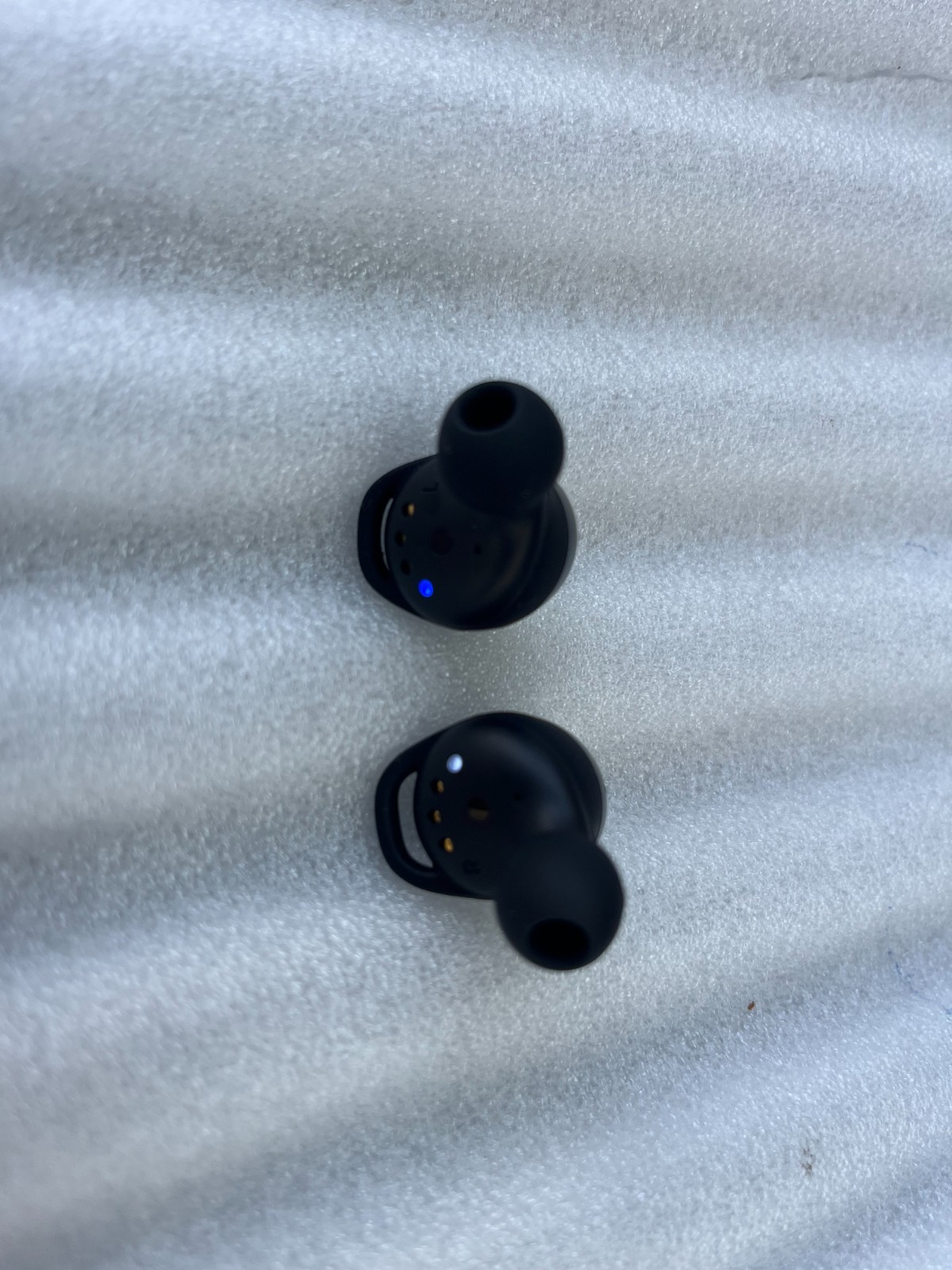 JBL Live 300TWS True Wireless of earbud Only-NO CHARGE CASE-BROWN
