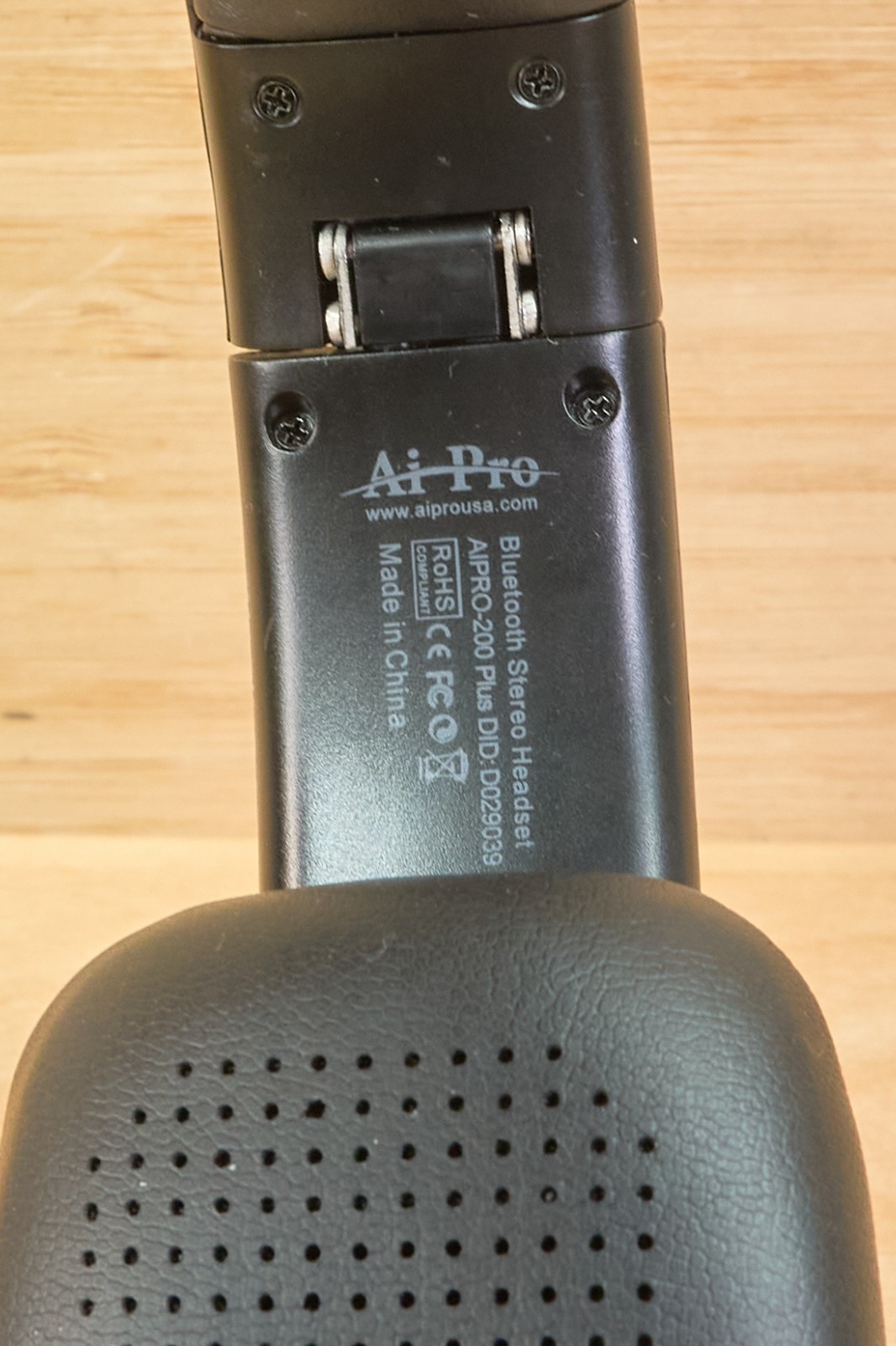 Ai Pro 200 Plus / Bluetooth Stereo Foldable Headphones / Tested & Working