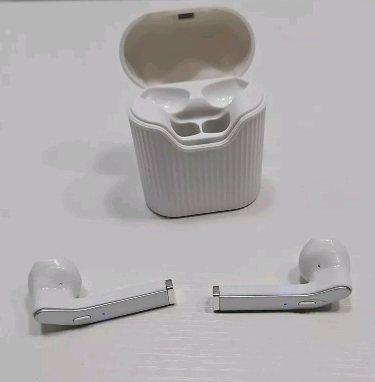 Soundlogic XT Power Buds Earbuds White With Mic Tested Clean