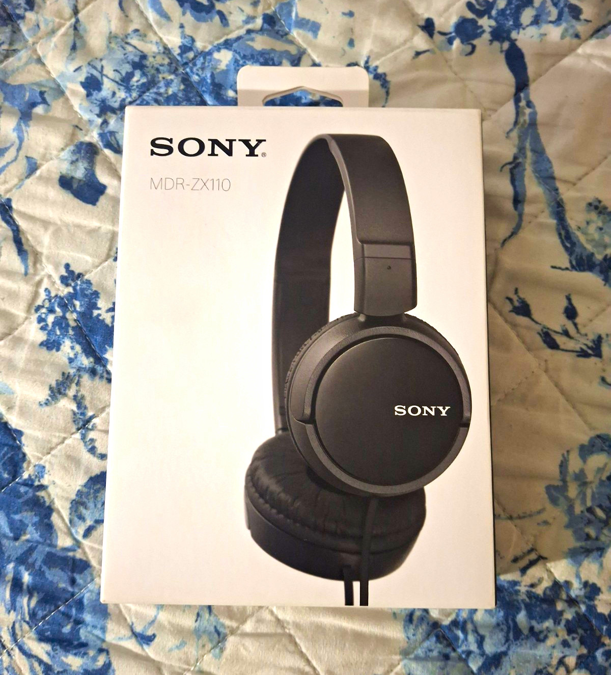 Sony MDR-ZX110 Wired On-Ear Headphones Black Foldable Noise Isolating 1.2m