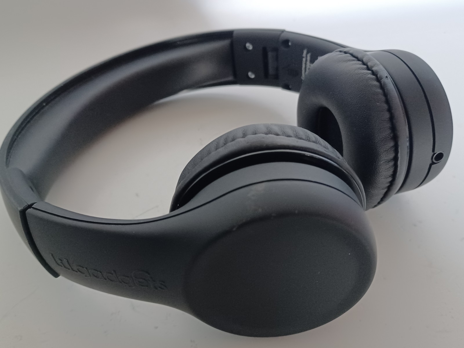 LilGadgets Kids Premium Volume Limited Wired Headphones w/ SharePort Connect+
