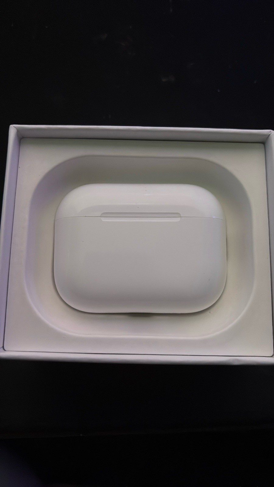 Apple AirPods Pro 3 Wireless Bluetooth In-Ear Earbuds w/ Charging Case White