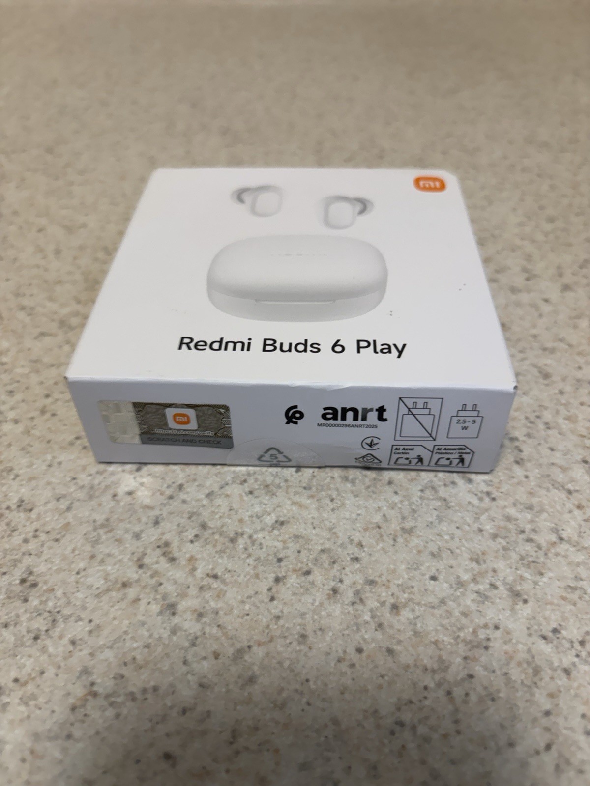 Xiaomi Redmi Buds 6 Play White Wireless Bluetooth Earbuds w/ Case, AI Mic