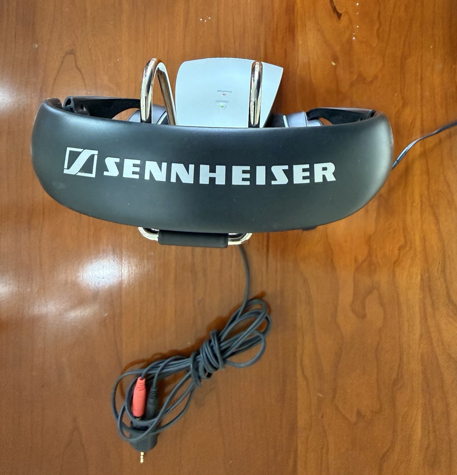 Sennheiser RS120 Wireless TV Headphone System Complete Tested Excellent