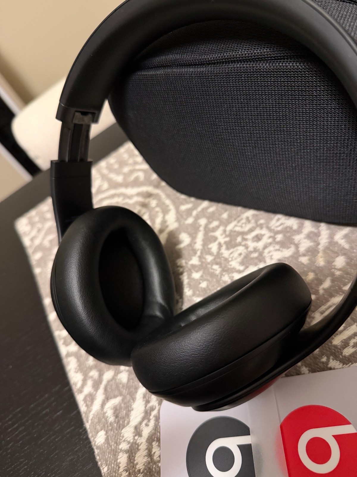 Beats by Dr. Dre Studio Pro Wireless Bluetooth Headphones – Black MQTP3LL/A