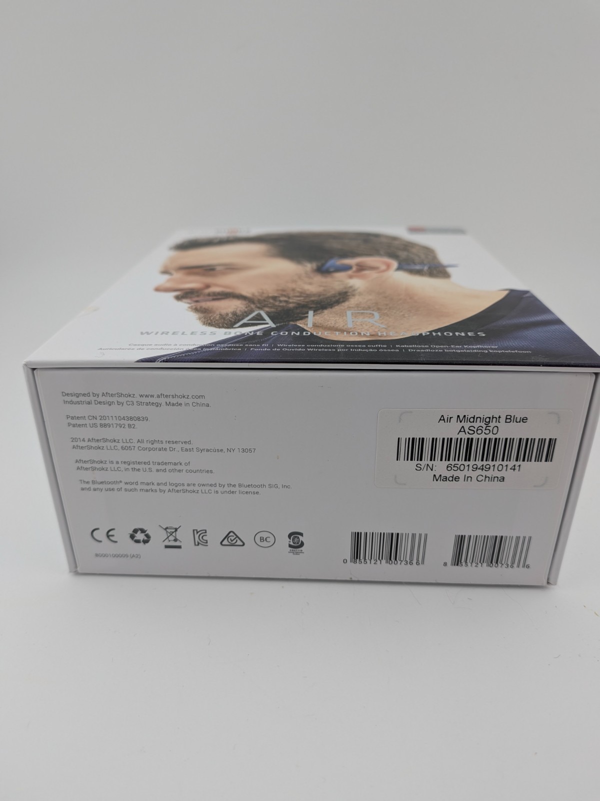 SHOKZ AfterShokz Bone Conduction Open-Ear Headphones Midnight Blue -working