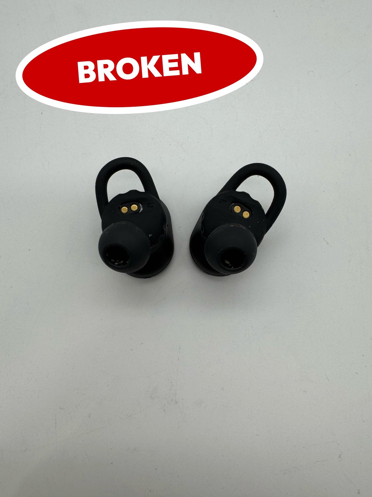 (BROKEN) JBL Endurance Race TWS Waterproof Sport Earbuds IP67 Bass Black (3)