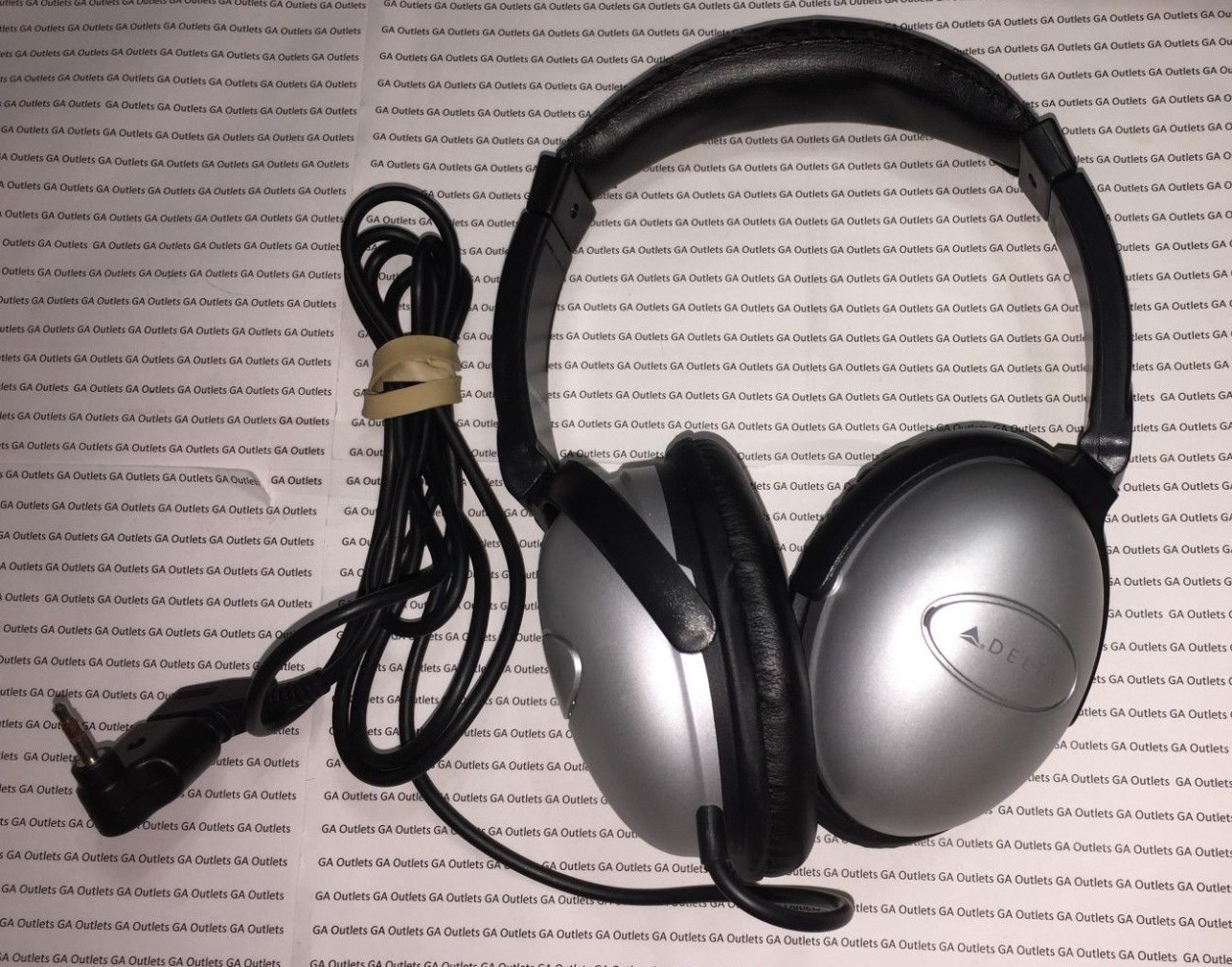Delta Airlines in Flight Over Ear Headphones Adapter Plug