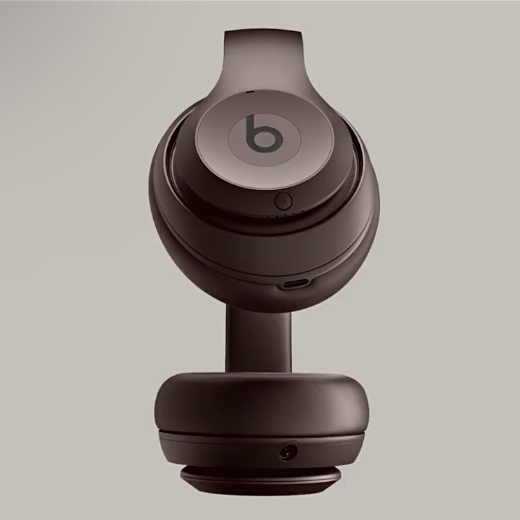 Beats Studio Pro + Kim Kardashian Wireless Headphones – All Color (New Sealed)