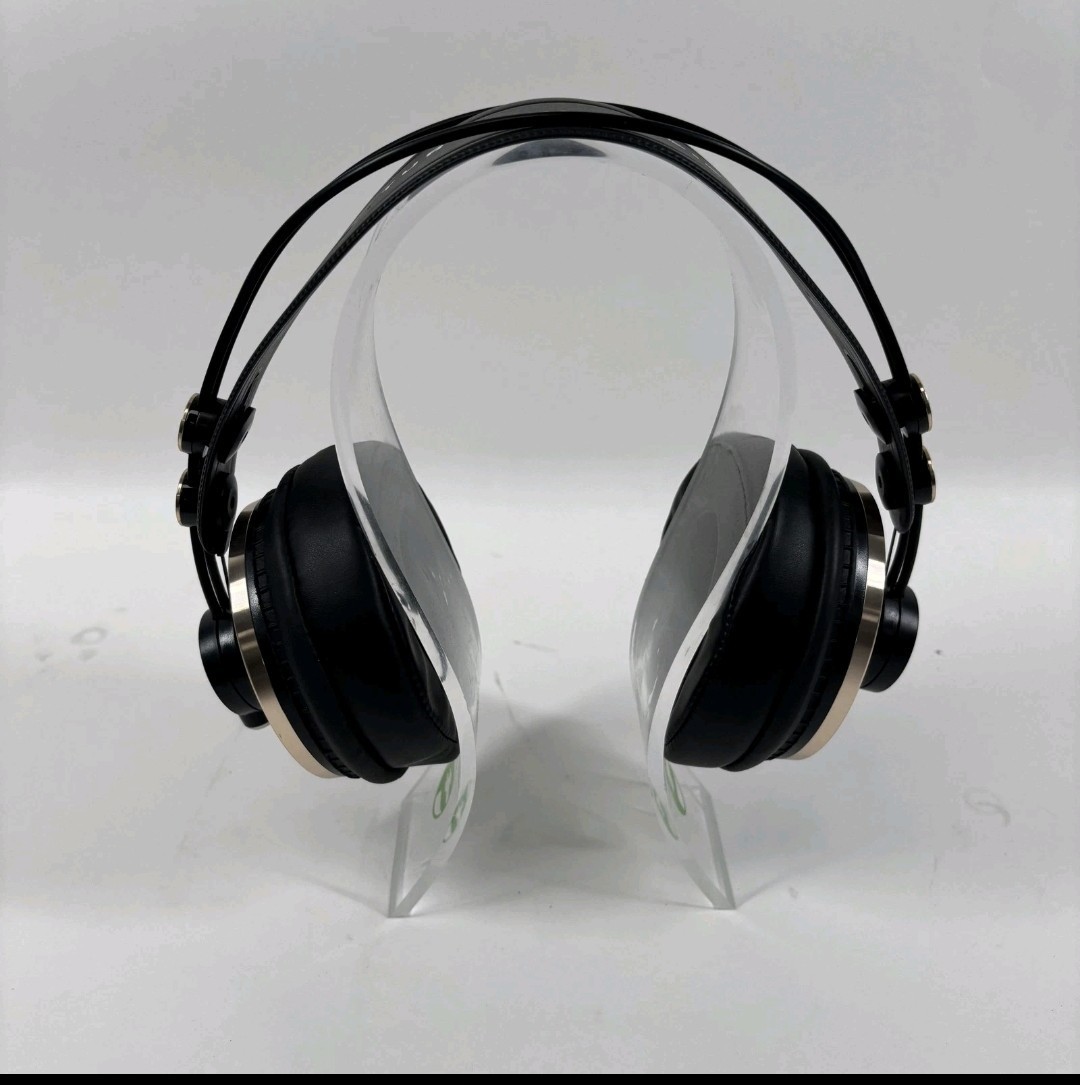 Turnstile Audio Passenger Headphones Monitoring for Podcasting Mixing Studio