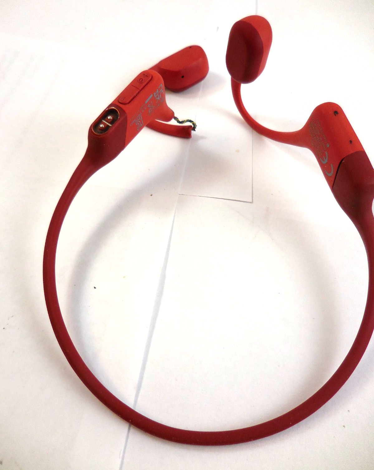 Shokz OpenRun Bone Conduction Open-Ear Headphones -S803 (Red) Hinge Broken