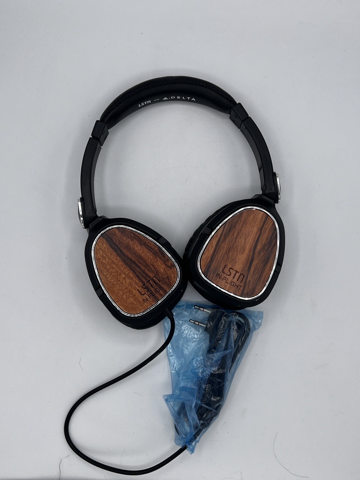 LSTN In-Flight Delta Zebra Woodgrain Headphones 2 Prong Cord For Airplanes