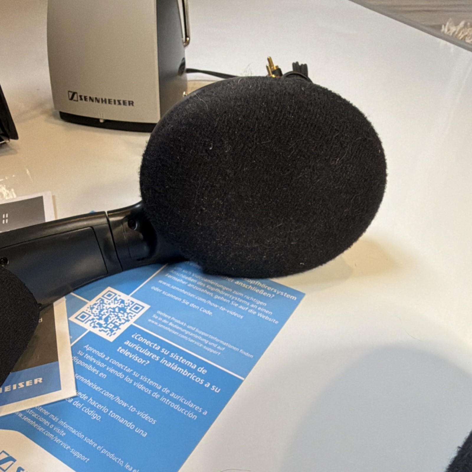 Sennheiser RS120 Wireless Headphones w/ Base Dock Untested Parts/Repair