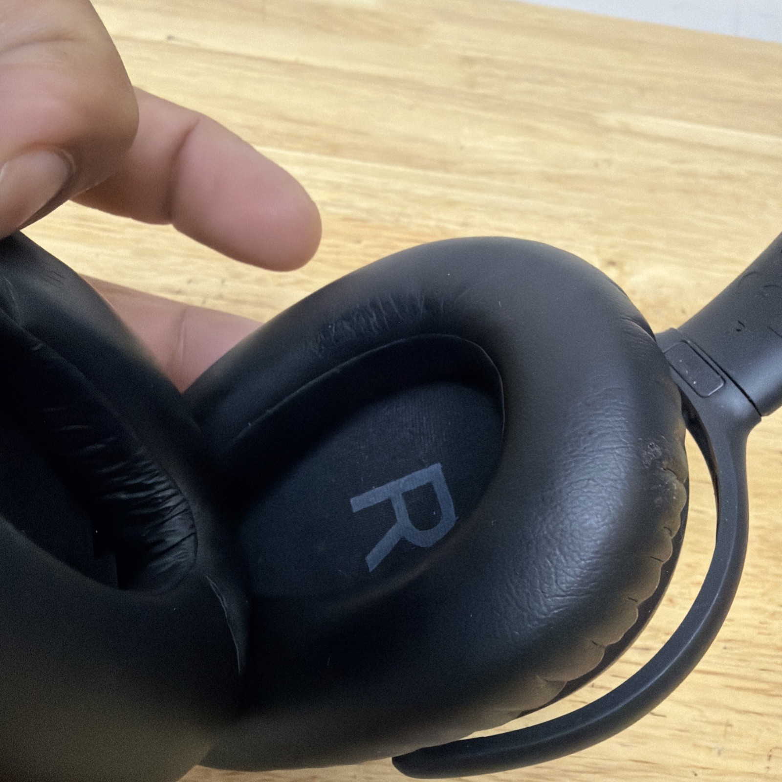 EPOS Sennheiser Adapt 660 Over-The-Ear Wireless Headphones. *MINT*