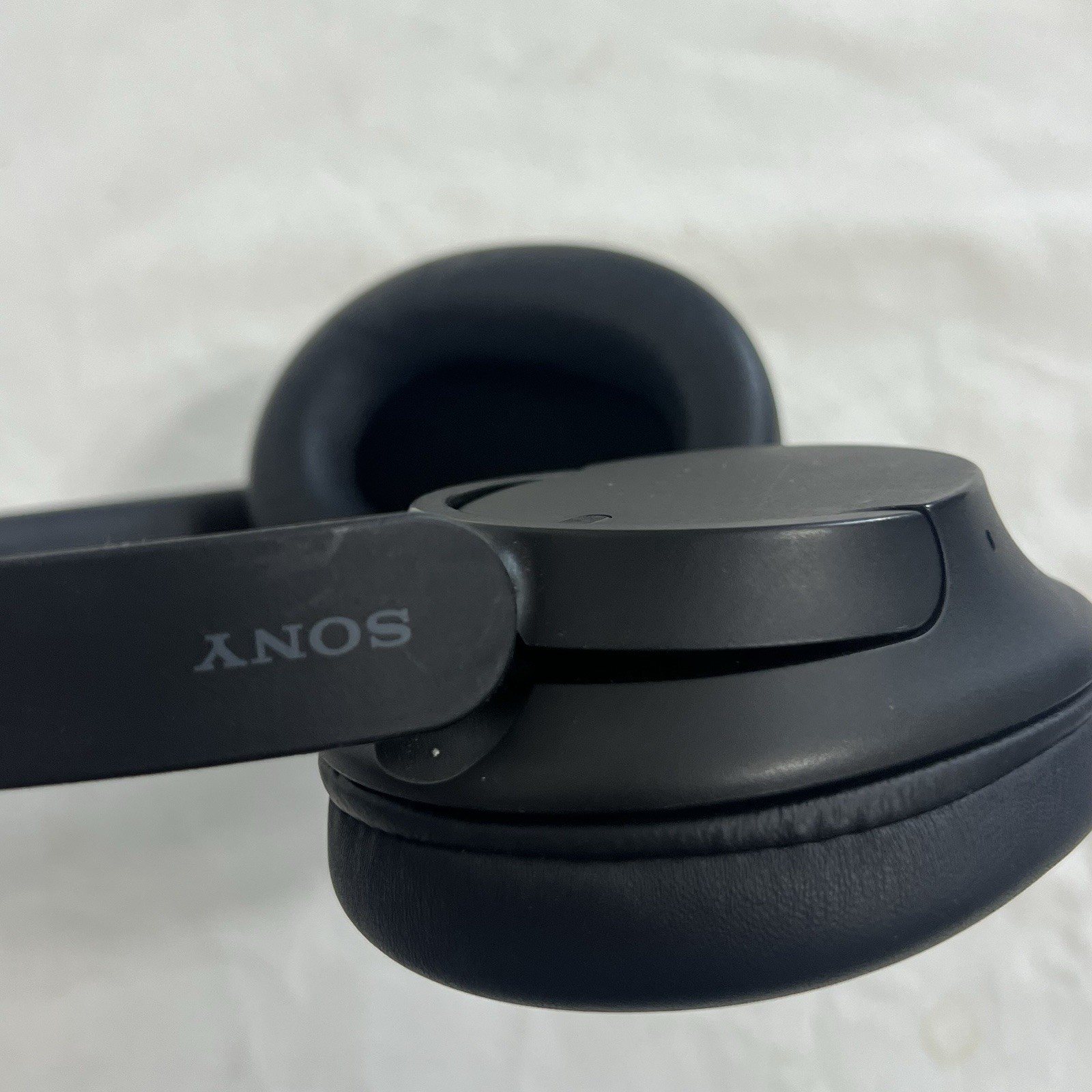 Sony WH-CH720N Lightweight Noise Canceling Wireless Headphones -BLACK WHCH720N