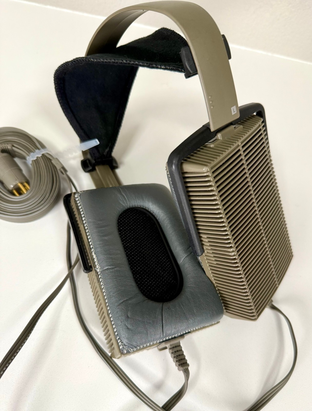 Stax SR-Lambda Nova Classic electrostatic headphones