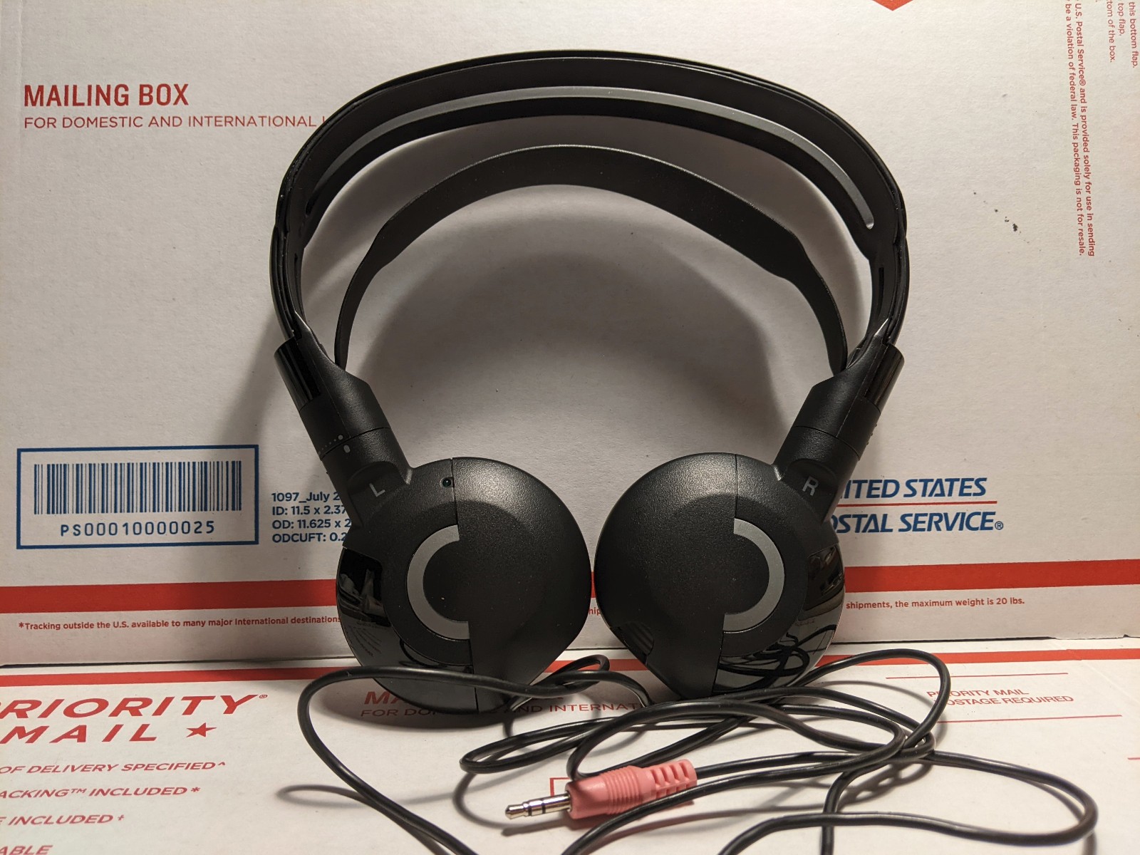 2005-2018 Honda Odyssey Pilot Modified 3.5mm Wired Headphone (39597-SJK-0000)