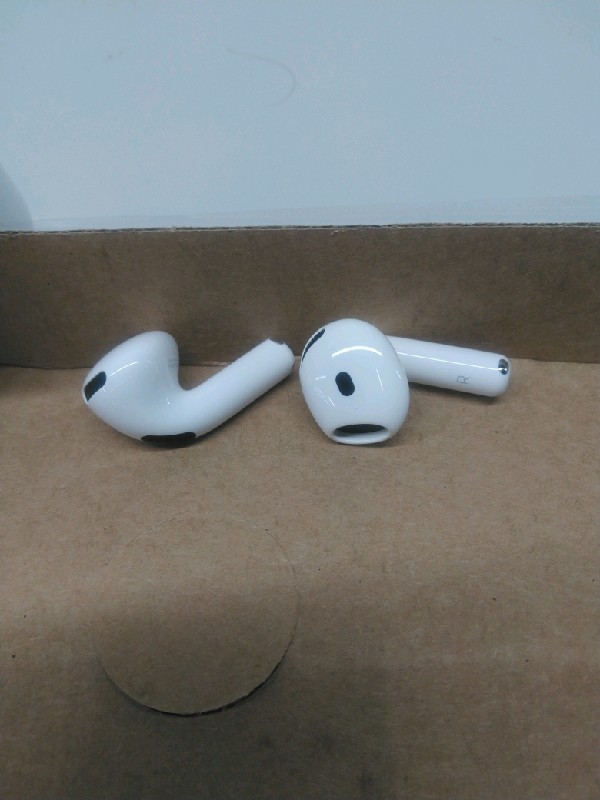 Apple AirPods 4 ‎‎Wireless Earbuds White Bluetooth with USB-C Charging Case
