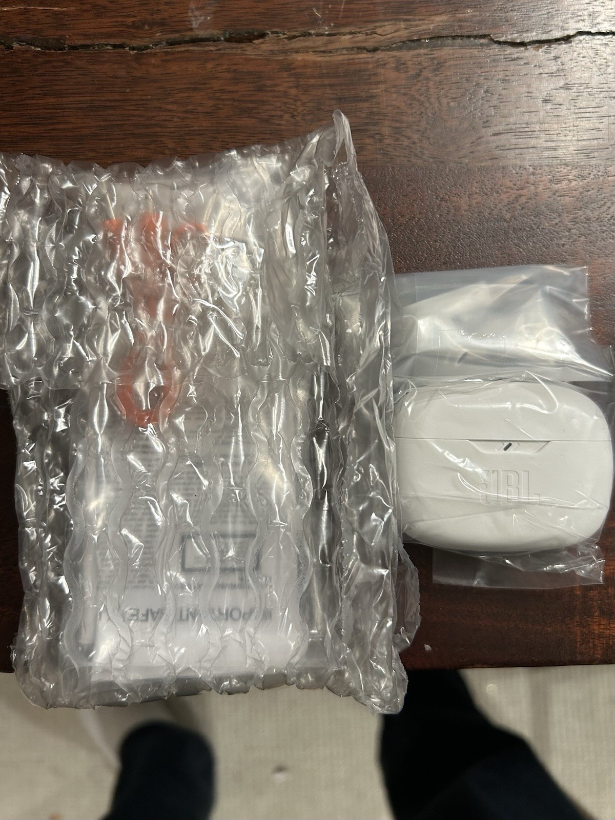 JBL Vibe Beam True Wireless In-Ear Headphones – White (JBLVBEAMWHTAM)