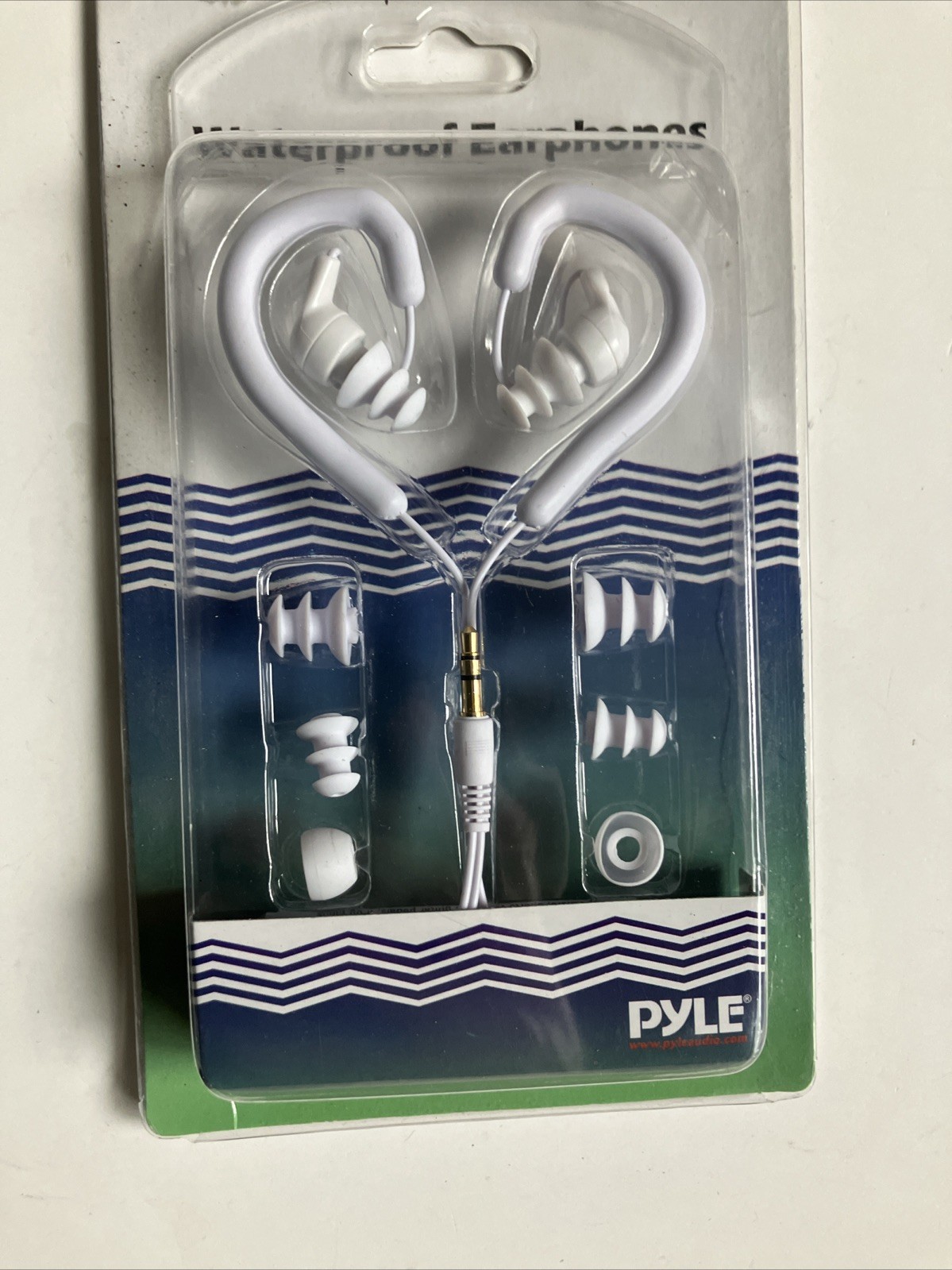 NEW PyleHome PWPE10W Wired Waterproof Ear Marine Swimming Headphones – White