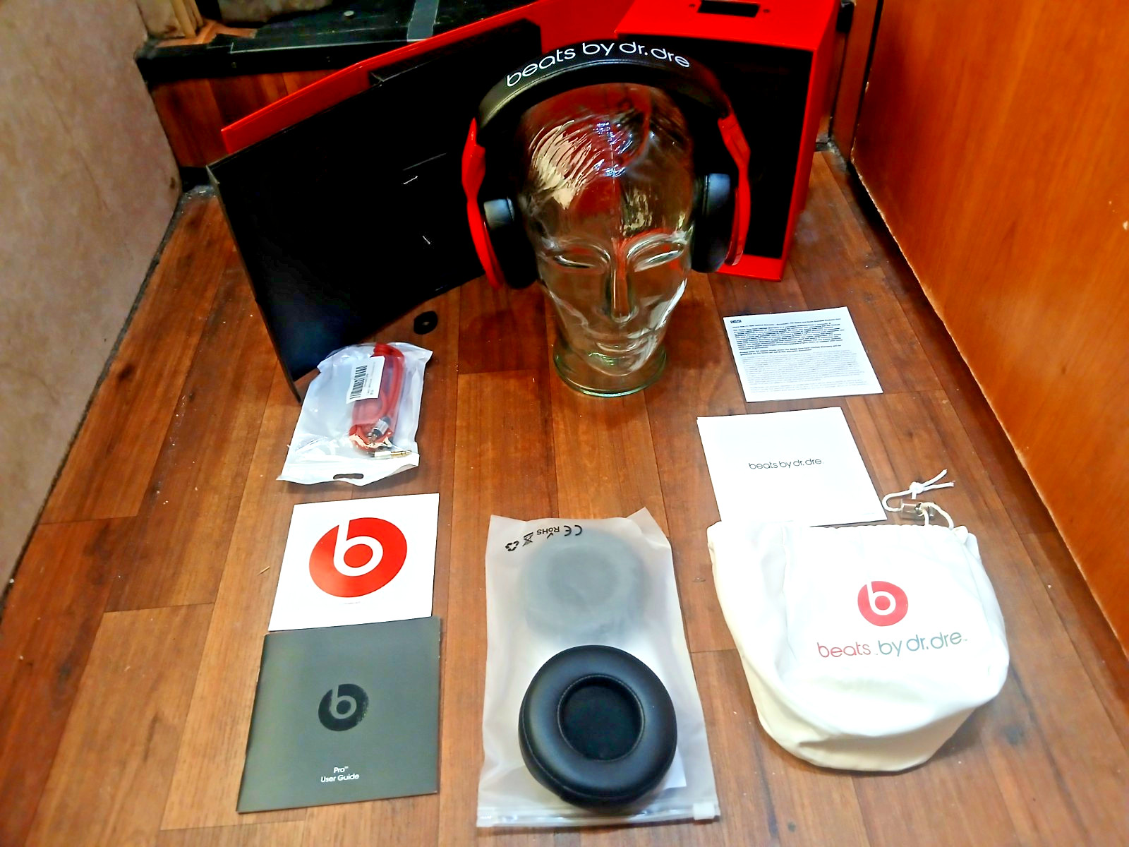 Discontinued Beats Pro by Dr. Dre ” Lil Wayne Red ” Studio Headphones (Rare)