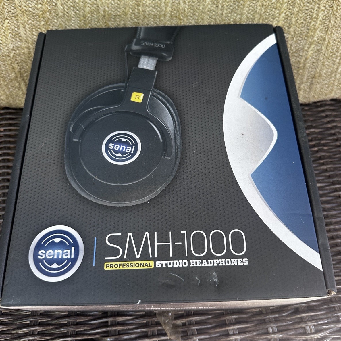 Senal SMH-1000 Studio Monitor Headphones Black Pro Audio DJ Over Ear Wired NOB