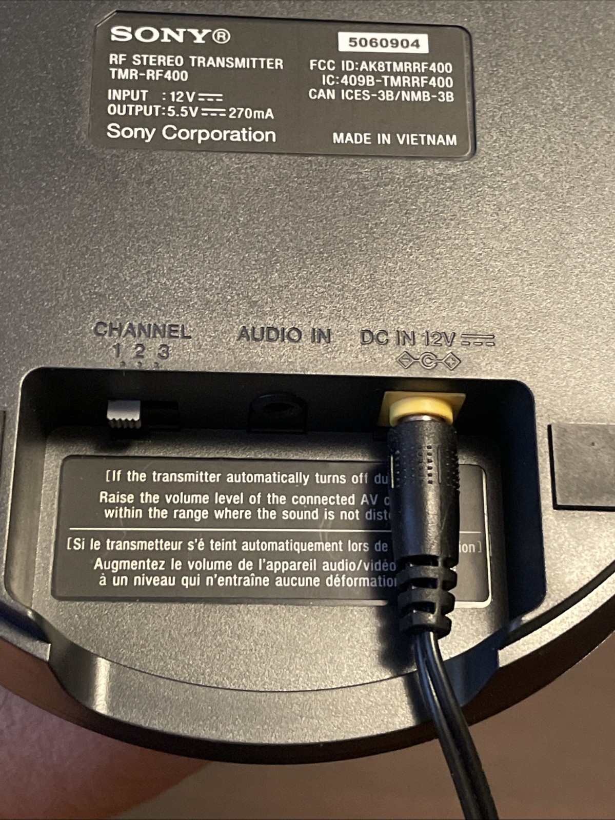 Sony RF Wireless Noise Reducing Headphones WHRF400+Stereo Transmitter TMR-RF400