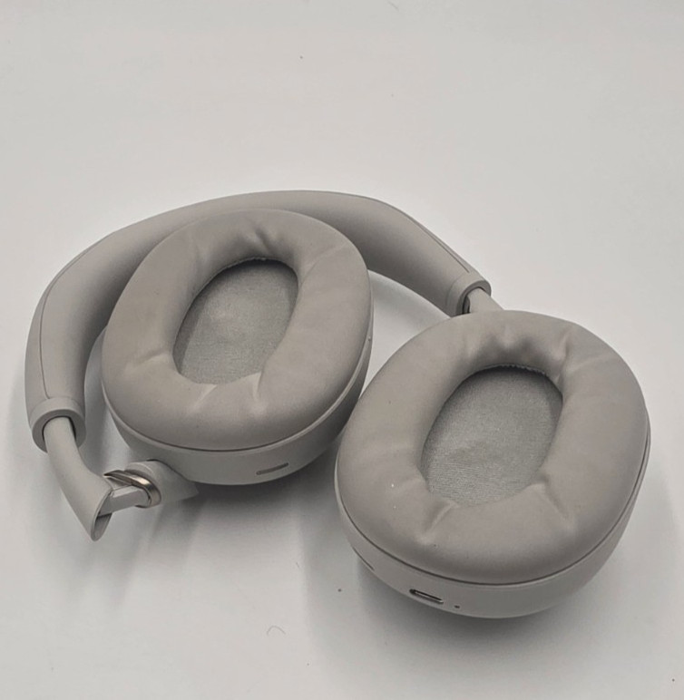 Sony WH-1000XM6 The Best Wireless Noise Canceling Headphones
