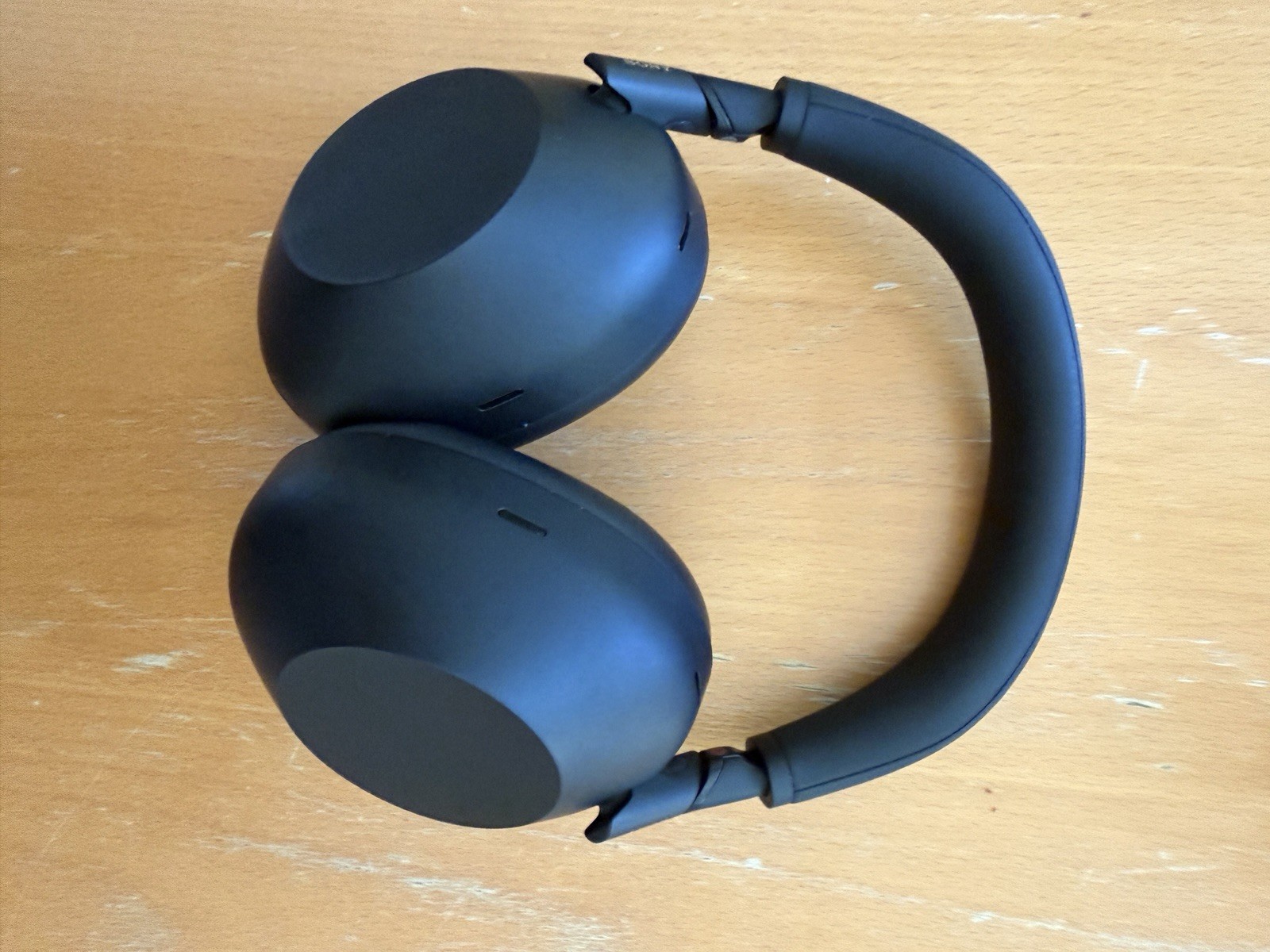 Sony WH-1000XM6
