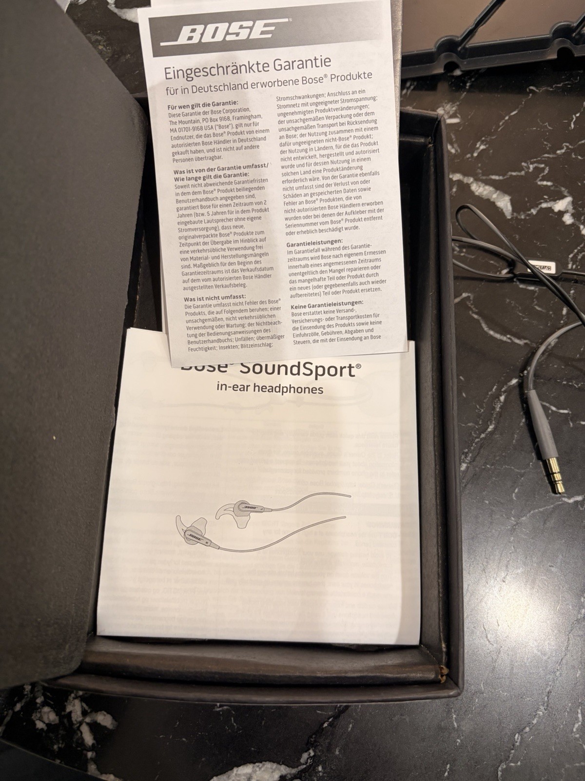 Bose SoundSport In-Ear Wired Headphones Gray – With Box & Manuals – USED