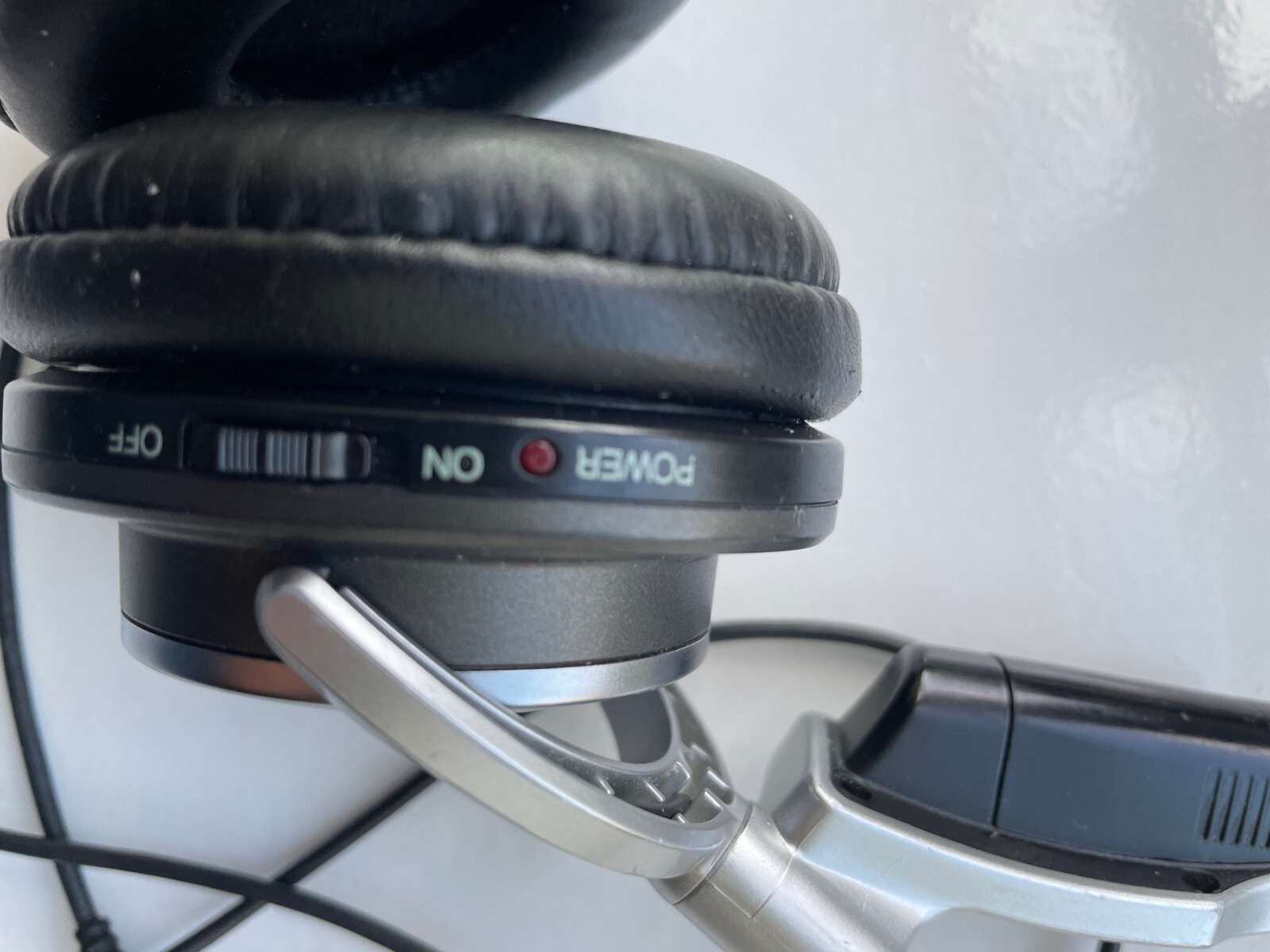 Sony MDR-NC6 Headband Headphones – Silver
