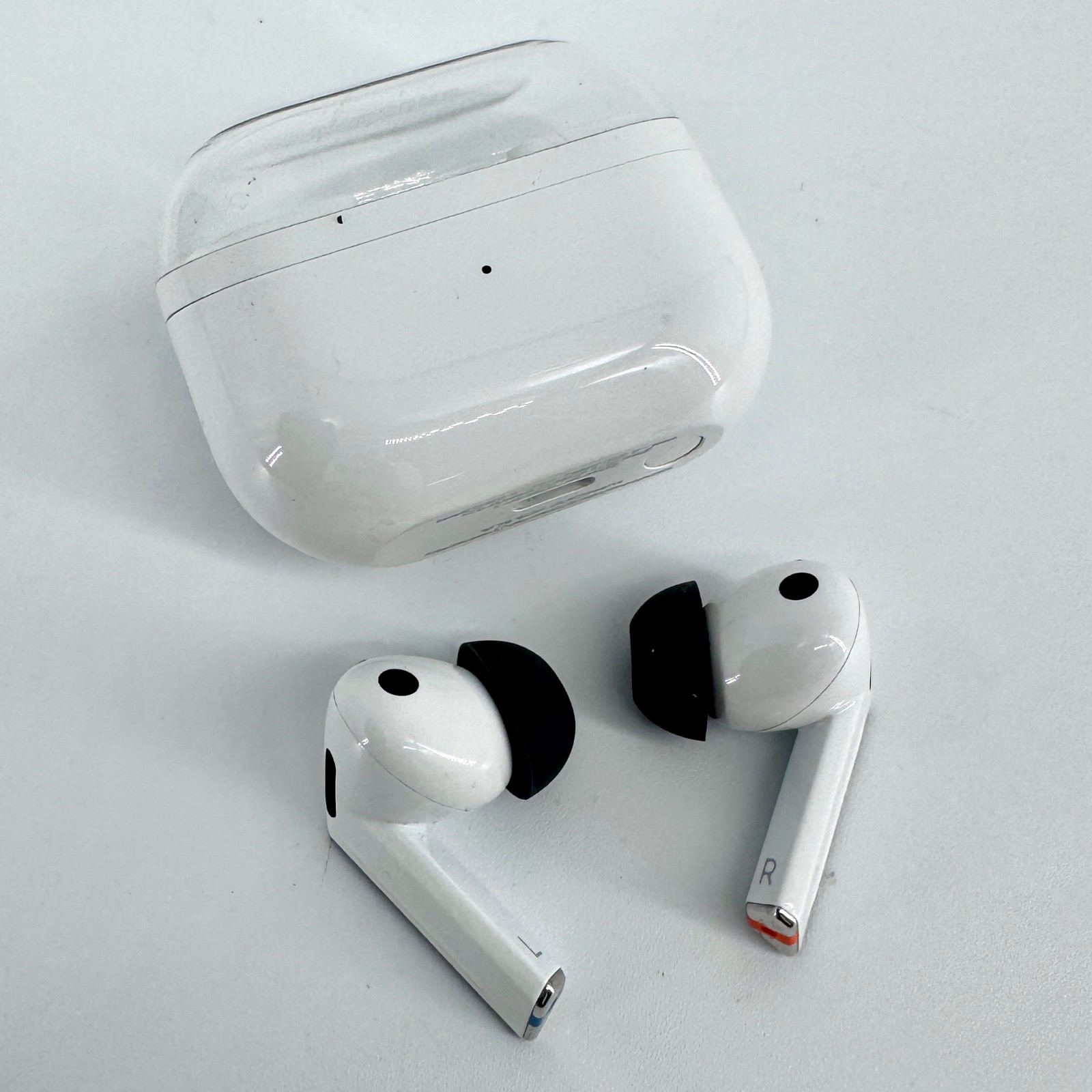 Samsung Galaxy Buds3 Pro SM-R630 Wireless Earbud Headphones – White