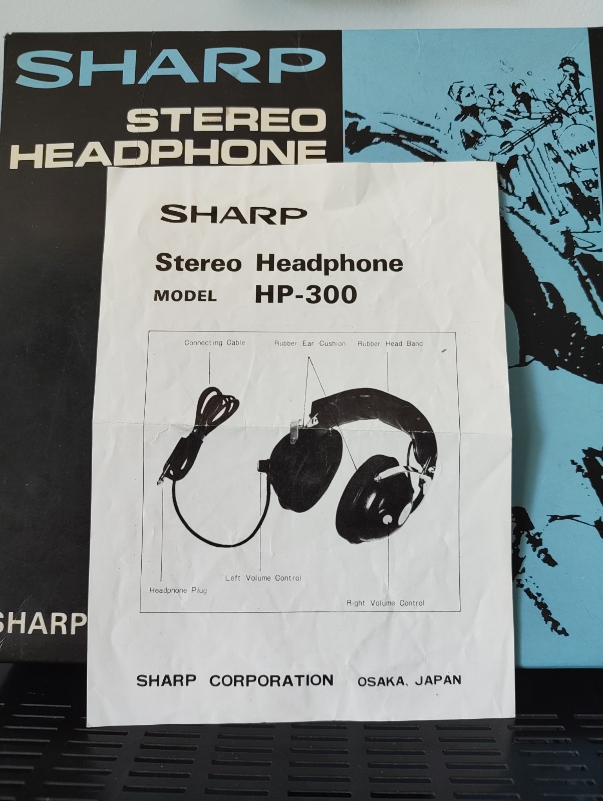 Sharp Stereo Headphone HP-300 – For Parts/Repair (see description) – With Box!