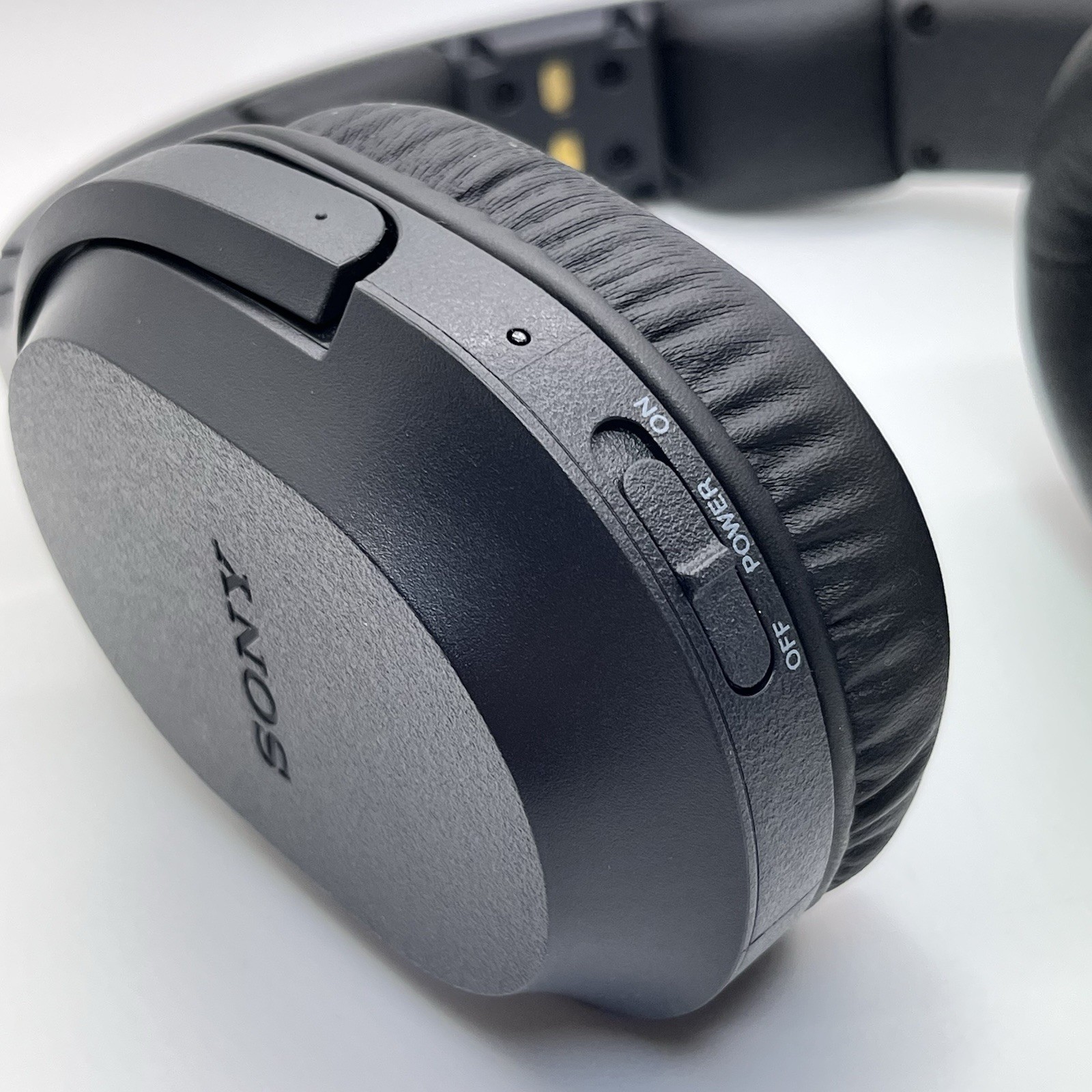 Sony WH-RF400 Wireless Home Theater Headphone System for TV – Black in Open Box