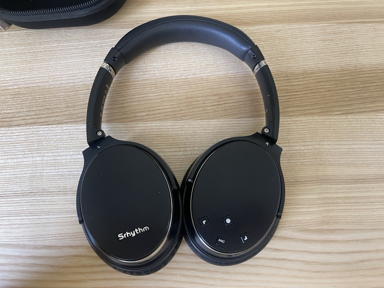 Shyhythm Wireless Over-Ear Headphones with ANC + Accessories – Great Condition