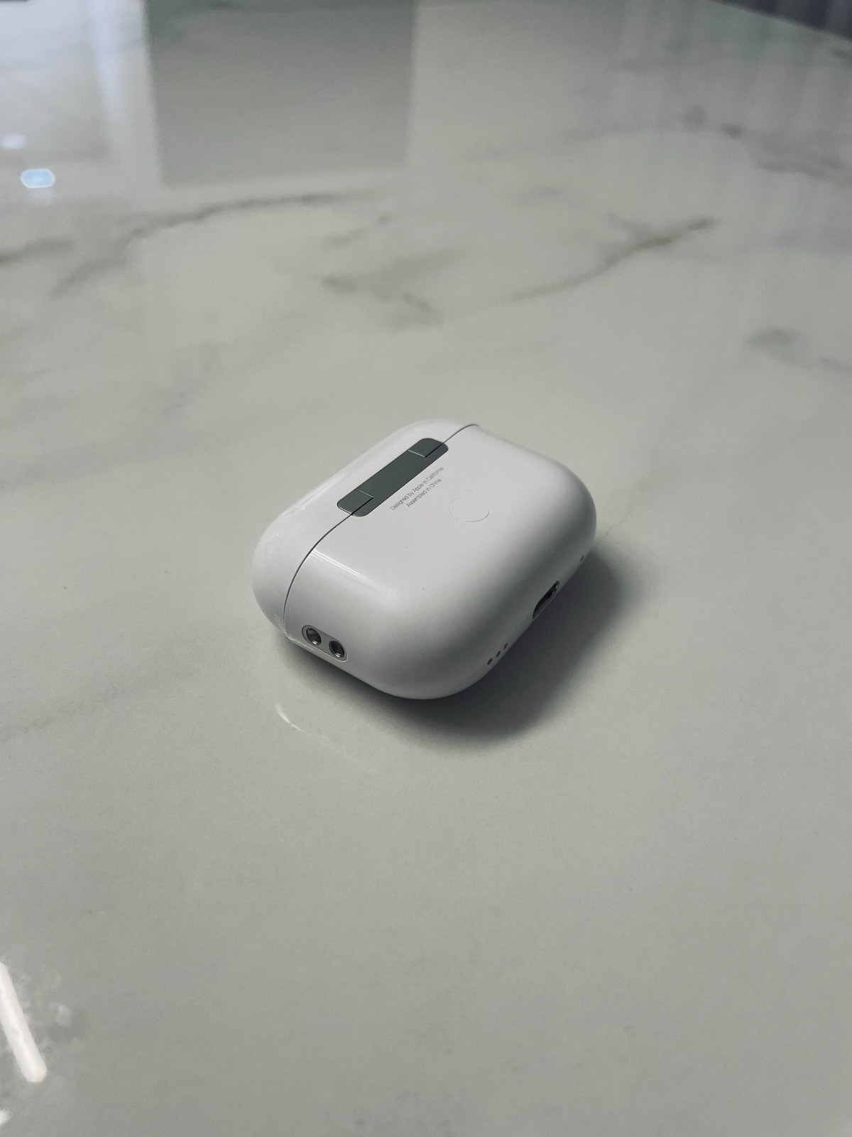 Apple AirPods Pro 2nd Gen White Earbuds w/ Charging Case, ANC, Adaptive