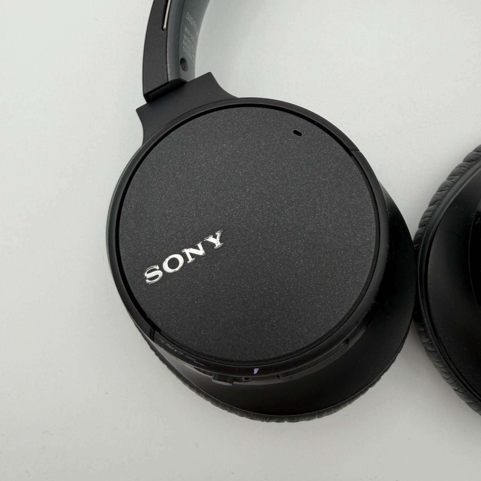 Sony WH-CH700N Wireless Noise-Canceling Headphones Black