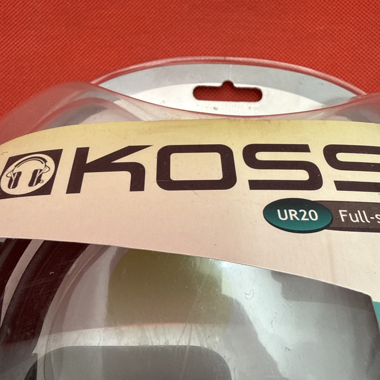 Koss UR20 Noise Isolating Over-Ear Headphones (Black) 179194