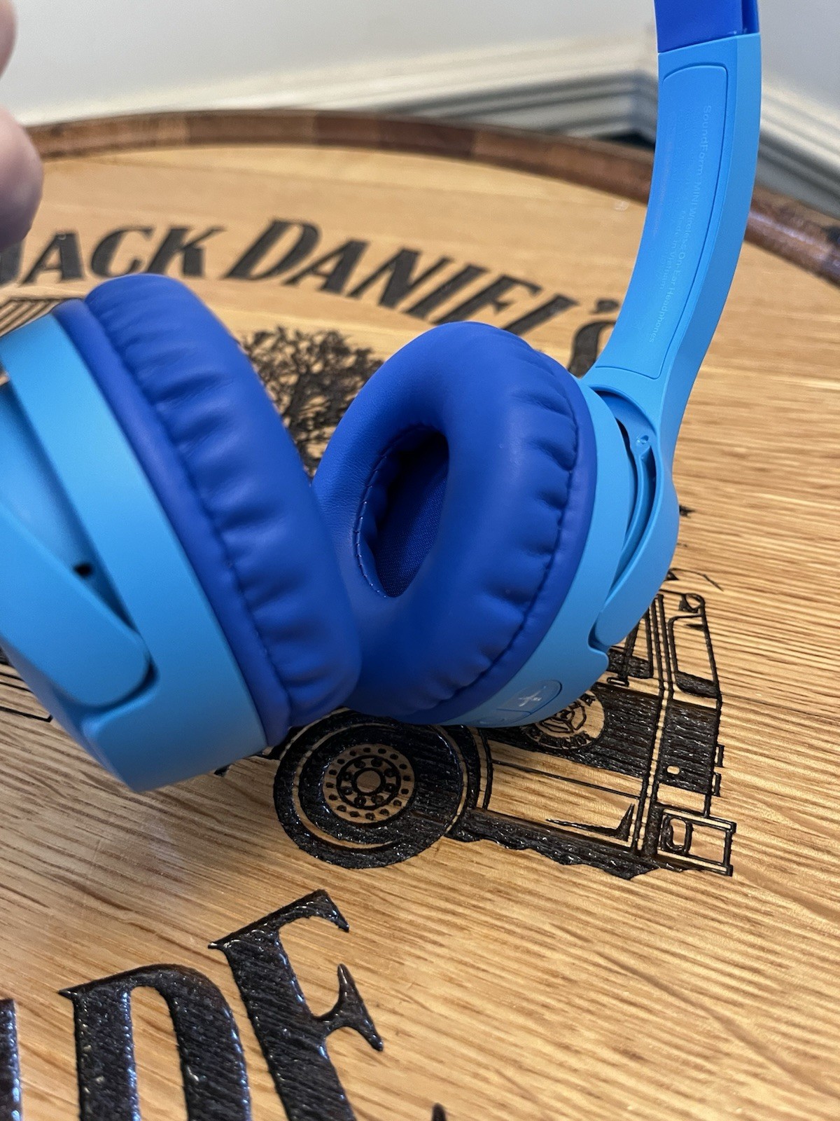 Belkin SoundForm Mini Wireless Bluetooth Headphones Kids