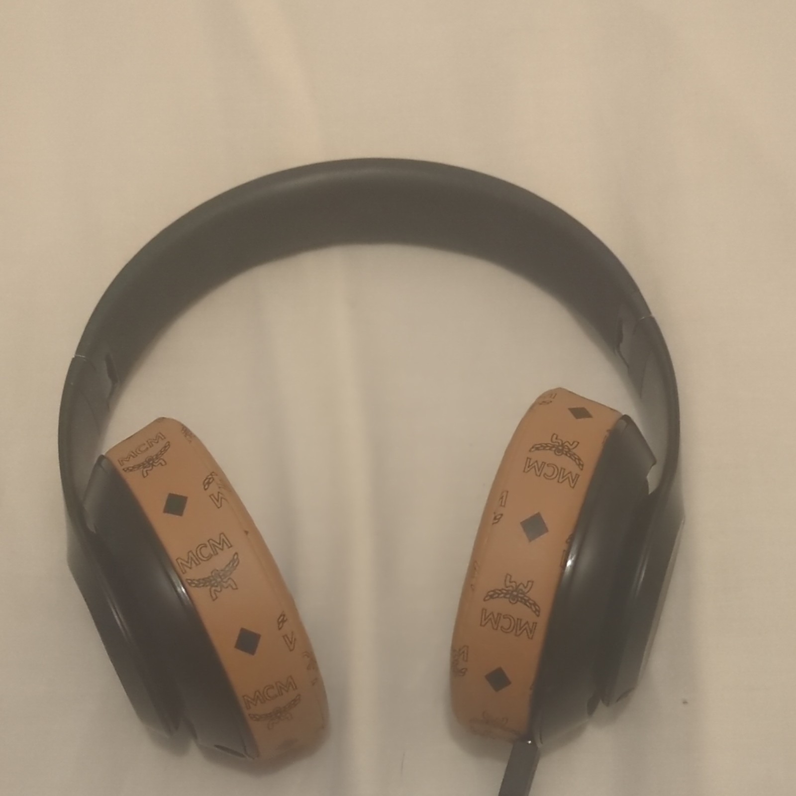 Beats by Dr. Dre Studio Wireless Over-Ear Headphones Black/Brown MCM Pads